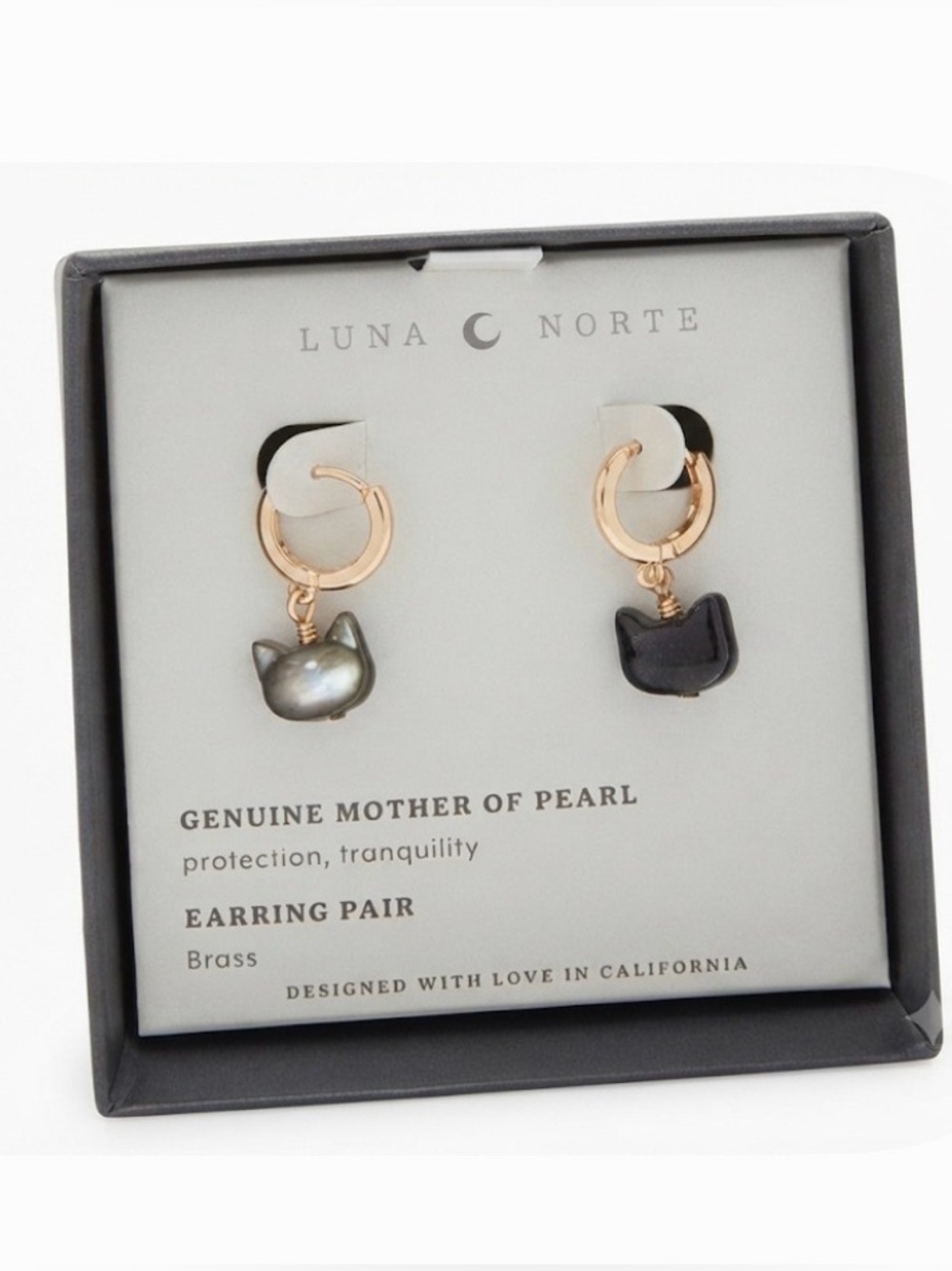 NWT ⚜️🐈‍⬛⚜️ Luna Norte Mother-of-Pearl Cat Hoop Earrings